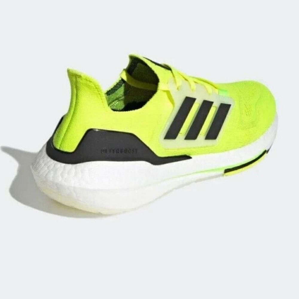 Adidas Ultraboost 22 Low Mens Running Shoes Yellow Black GX6639 NEW size 10 - Picture 4 of 6